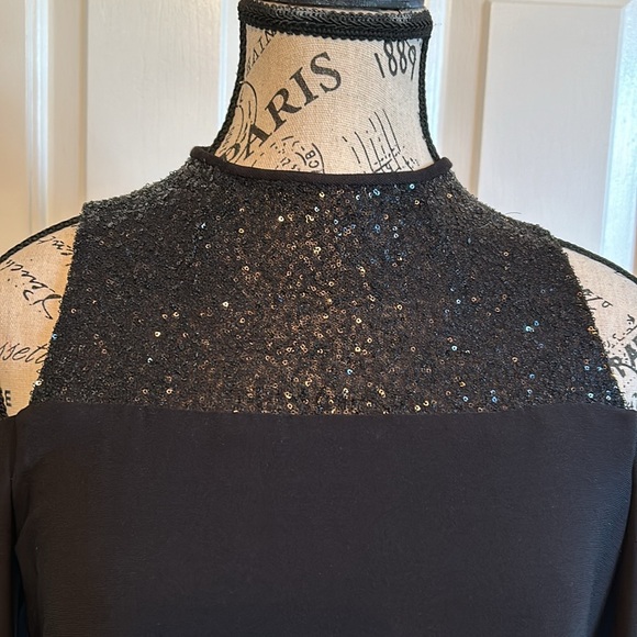 ✨🎄✨LAUREN RALPH LAUREN COLD SHOULDER LBD COCKTAIL DRESS Size 4 - Picture 3 of 12